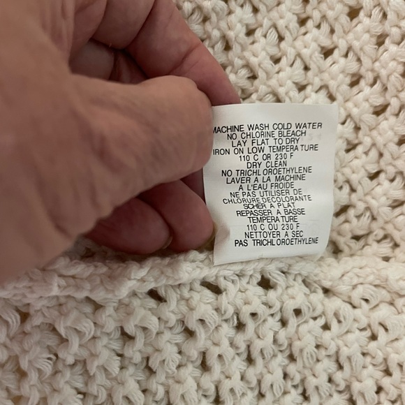 EUC Cartise crocheted oatmeal colored Sweater Jacket size small - Picture 7 of 8